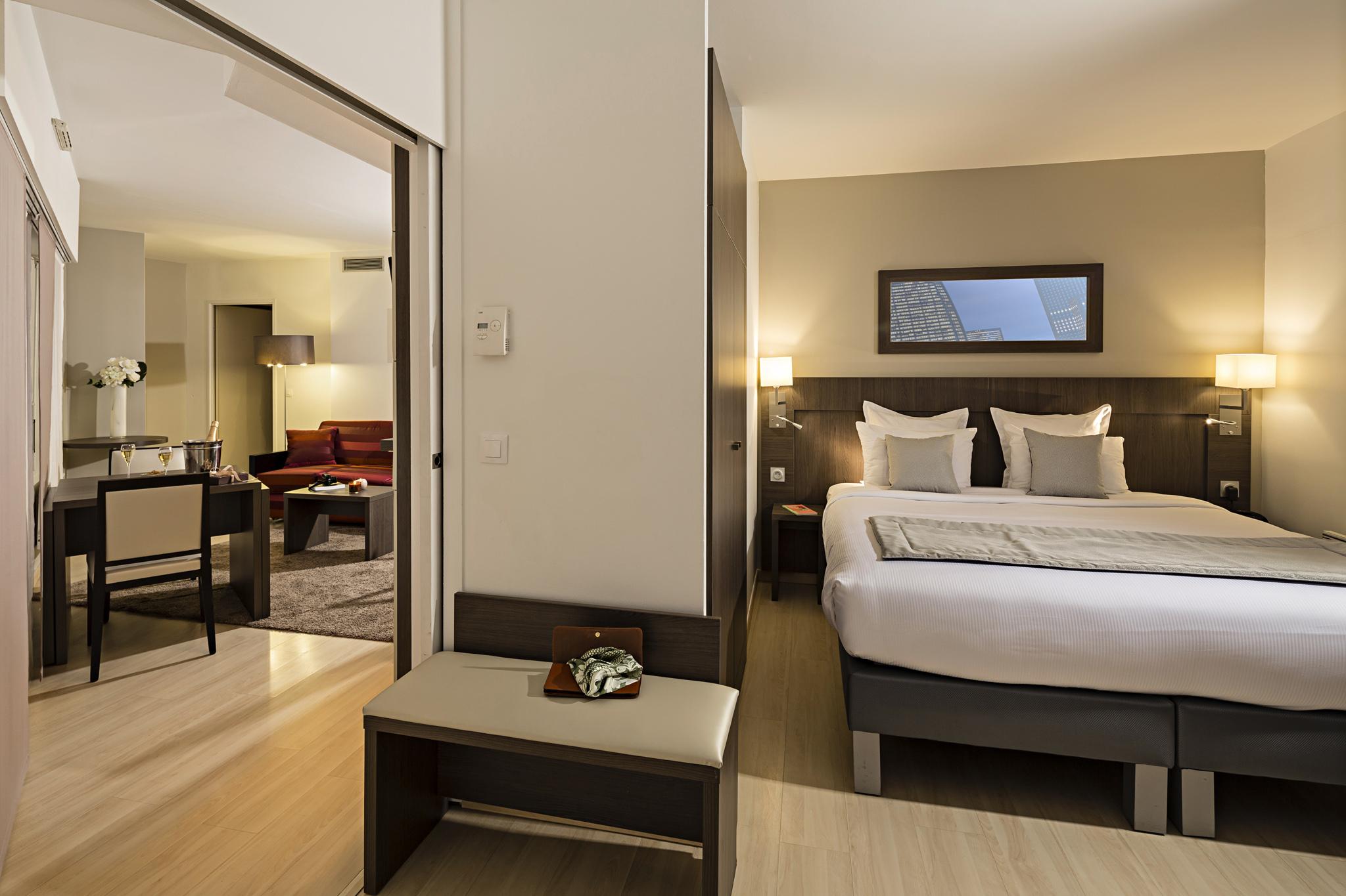 Residhome Courbevoie La Defense Eksteriør billede