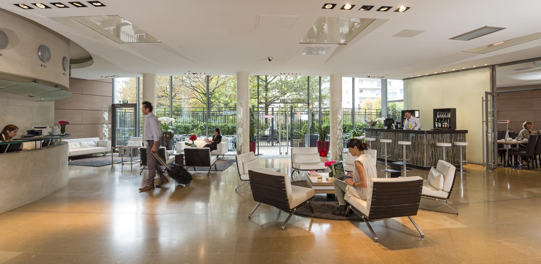 Residhome Courbevoie La Defense Eksteriør billede